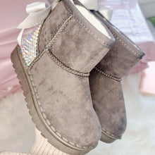Load image into Gallery viewer, Grey UGG style boots
