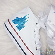 Load image into Gallery viewer, Blue Glitter Castle Pumps
