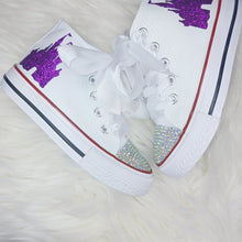 Load image into Gallery viewer, Purple Glitter Castle Pumps
